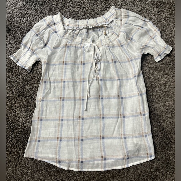 Mine Womens Top Size Sm Tan Brown White Short Sleeve Pullover Tie-Front Ladies - Picture 1 of 3